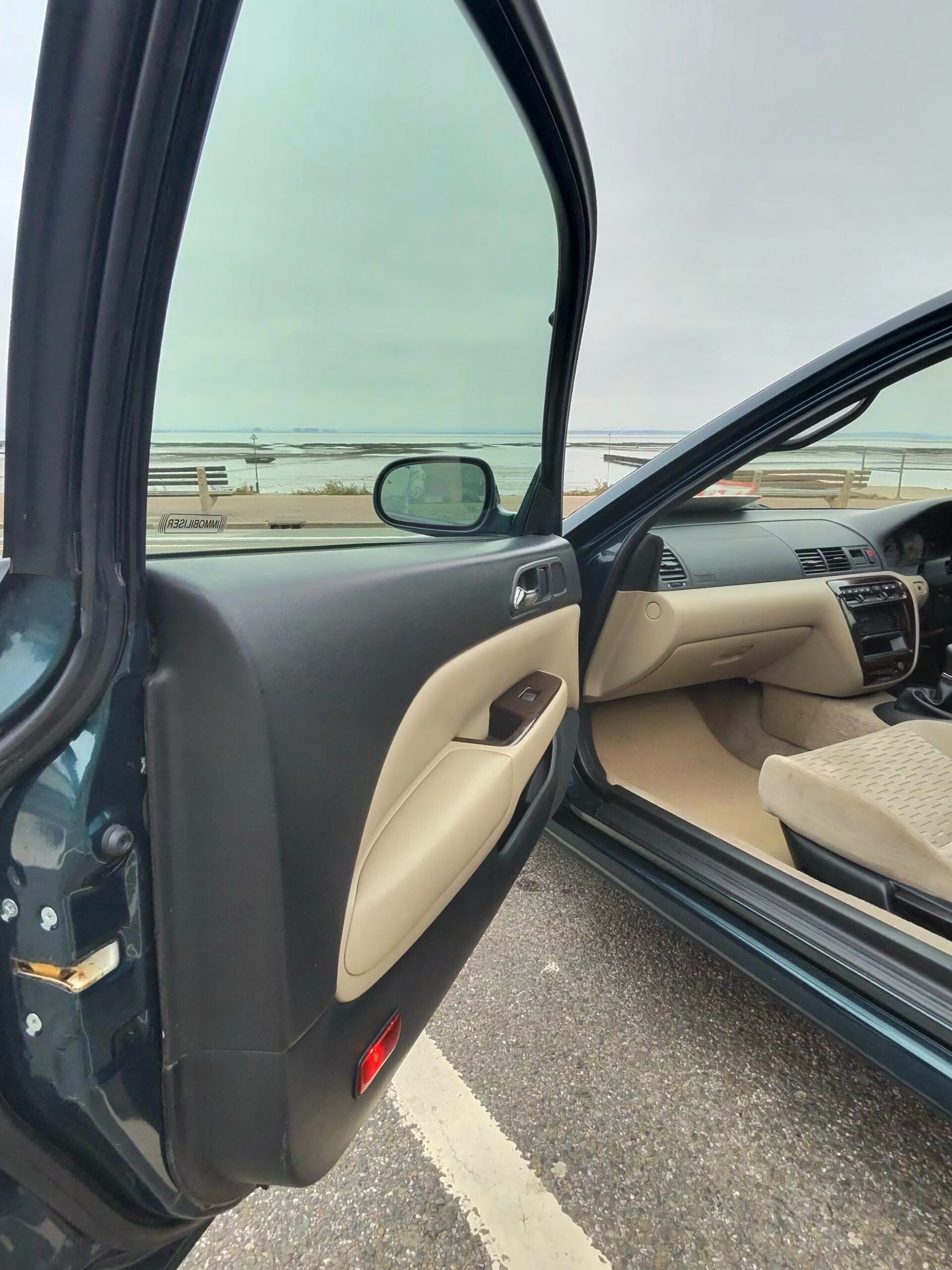 8DF8719F-7929-4981-AD8F-85DC33CED4F0