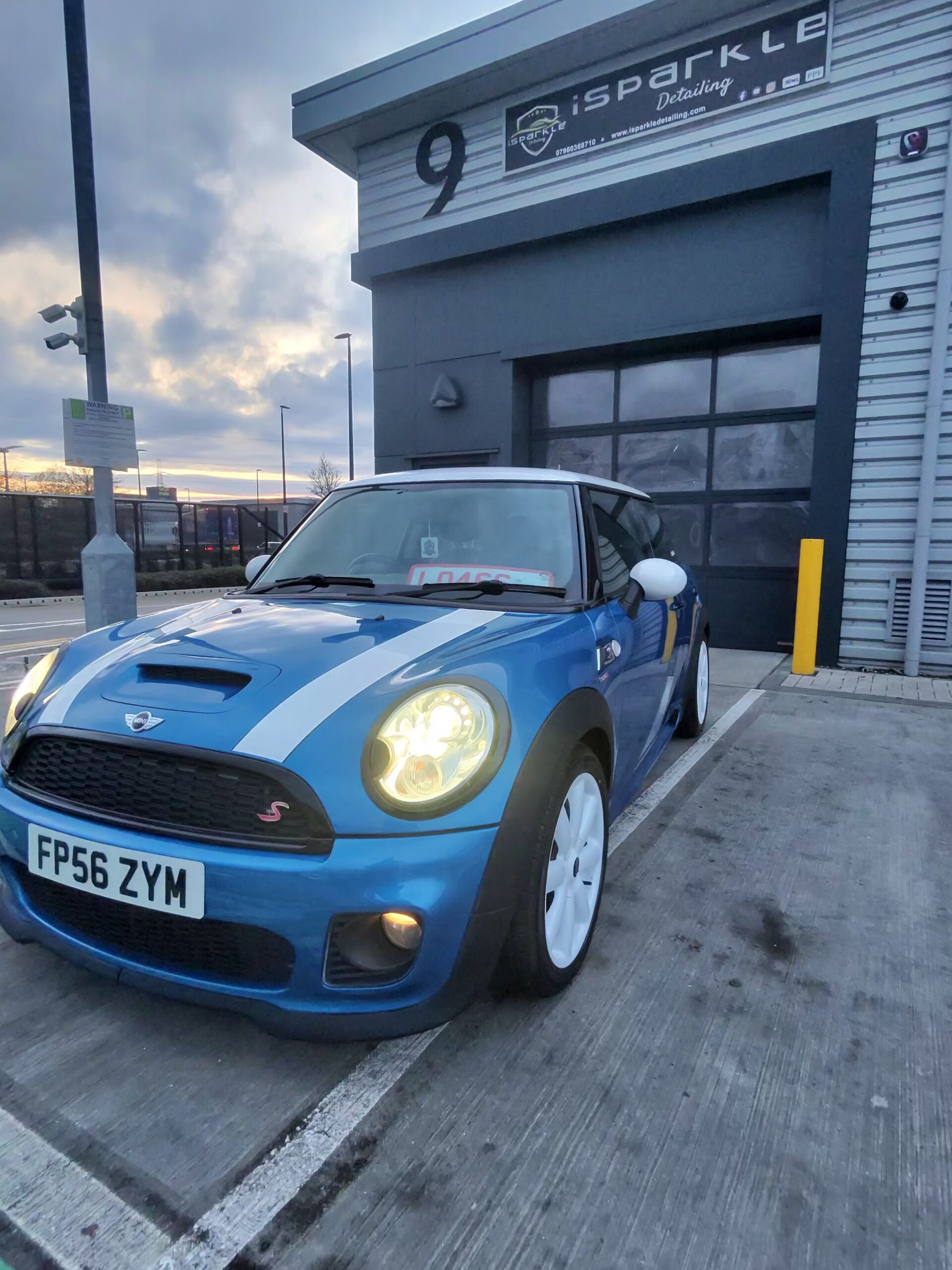 FA7D3DFF-F8E8-4A35-AF9F-F35438B91078