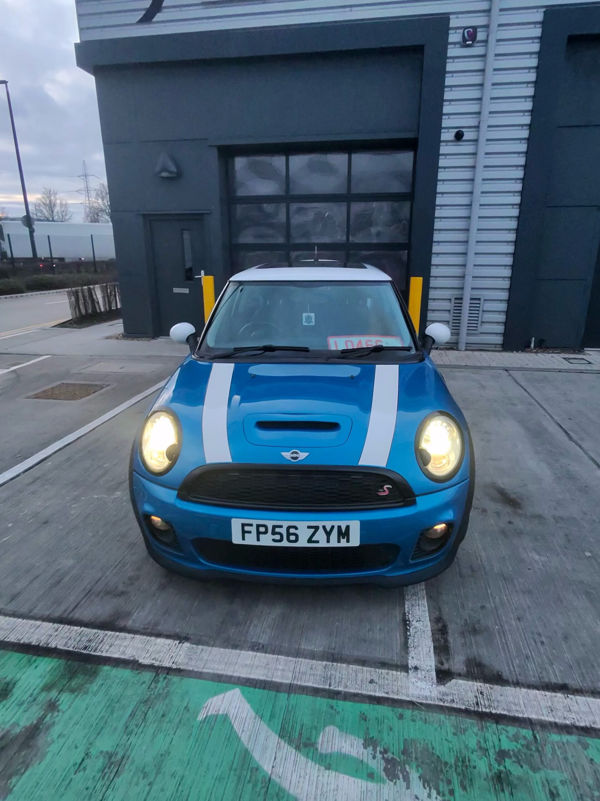 CF40DDD4-8188-4235-8359-668D55CF7DA2