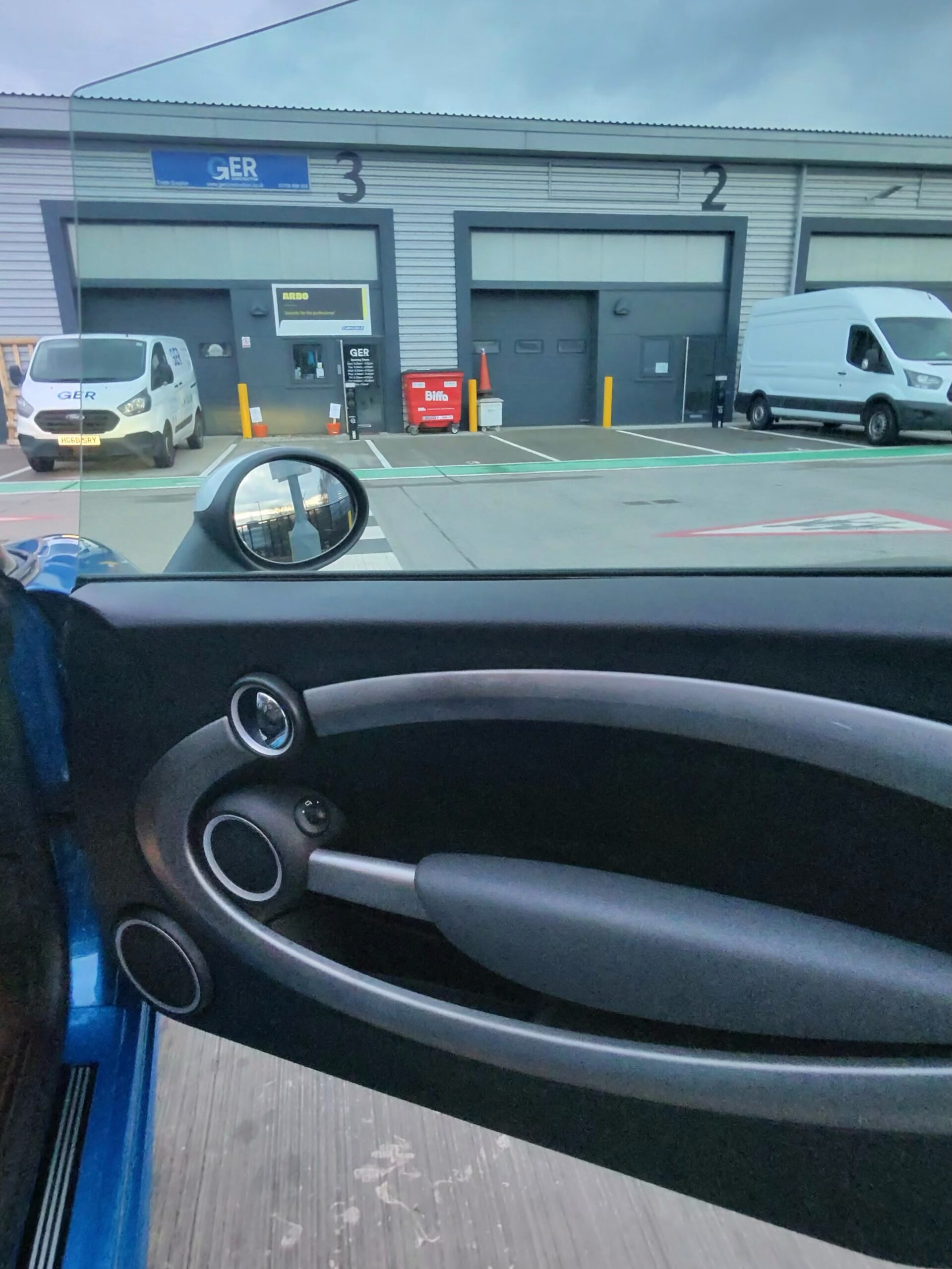 4B84290F-3D6C-4AA6-A165-930A671E43AE