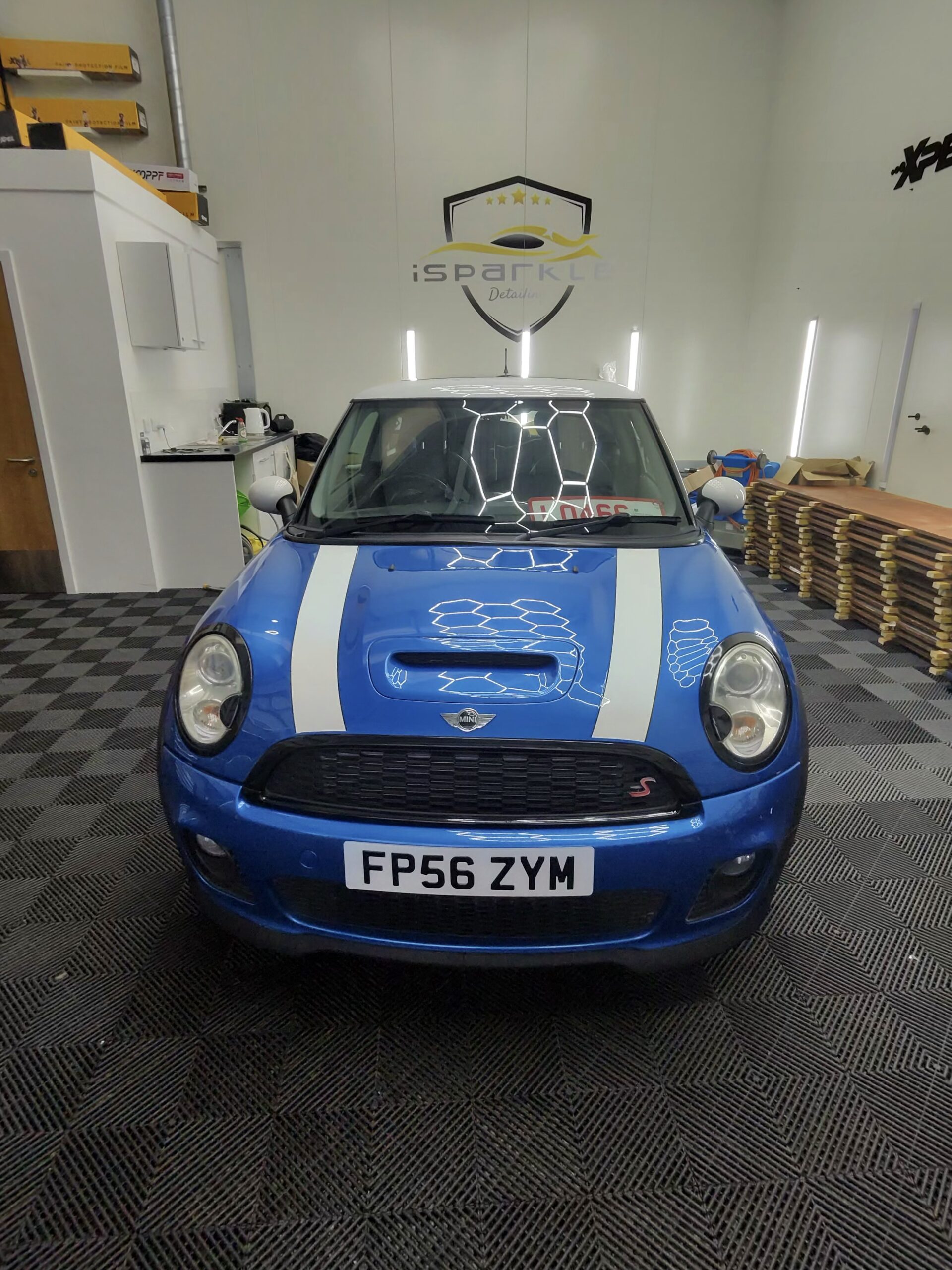 A6CCA706-D734-43D2-A564-7F781227889A